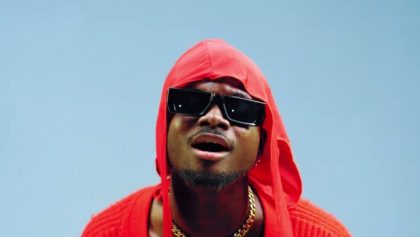 kuami-eugene-awoo-mawugne-clip-v-696×392