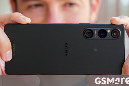 Sony is now seeding Android 15 to Xperia 1 V