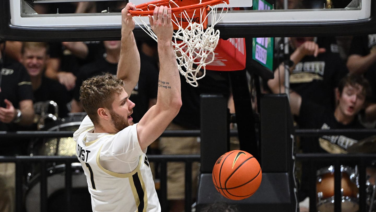 WATCH: Purdue’s Caleb Furst Throws Down 1-Handed Jam With Authority vs. Rutgers