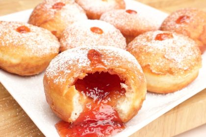 Easy recipe for doughnuts this Hanukkah