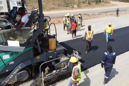 Ogun govt begins asphalt laying on completed sections of Ota-Abeokuta Expressway 