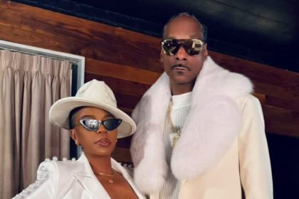 Snoop Dogg Made a Splash at Gladiator II Premiere in Matchy Style with Wifey, Shante Broadus [WATCH]