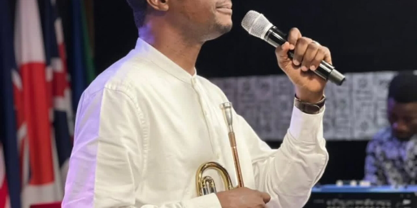 We Come Before Your Presence Lyrics by Nathaniel Bassey
