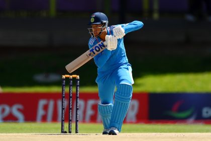 Arshin Kulkarni and Mukesh Choudhary lead Maharashtra into semis