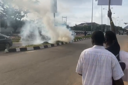Scores injured as police disperse Rivers LG workers with teargas