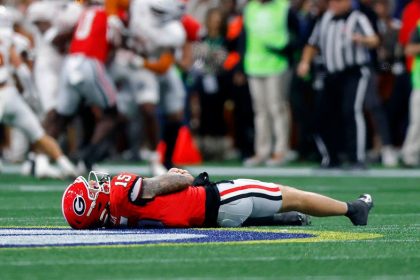 Georgia quarterback Carson Beck leaves SEC championship with injury