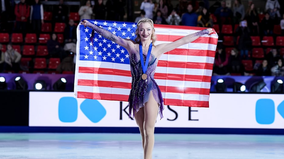 Texas native Amber Glenn wins biggest US women’s figure skating title in 14 years, beating Japan’s stars
