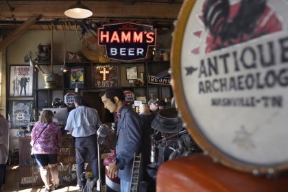 Where Does American Pickers Sell Its Picked Finds To The Public?