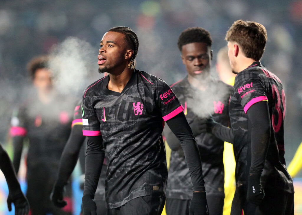 Borussia Dortmund hoping to sign Chelsea star