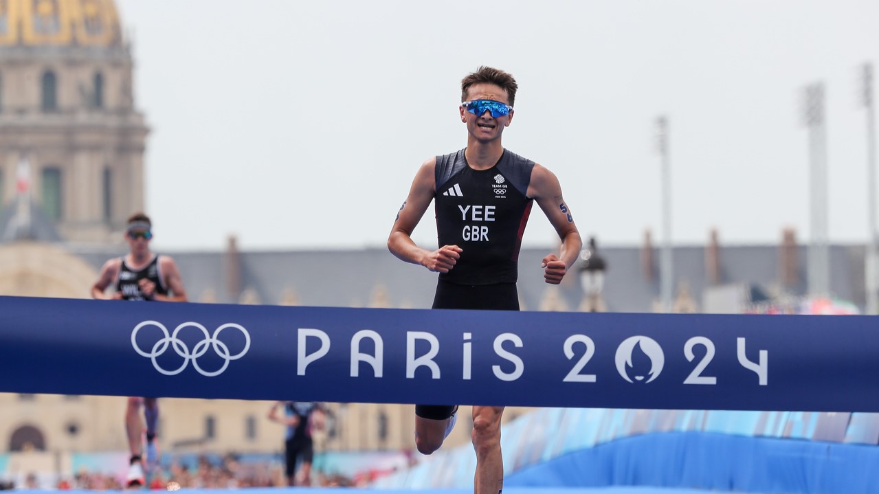 WATCH as Olympic triathlon champion Alex Yee takes on world’s fastest 10k ‘MONSTERS’ in Valencia