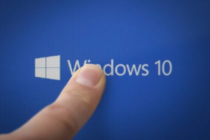 New Outlook marches onto Windows 10 for what little time it has left
