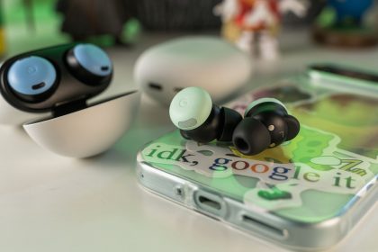 Pixel Buds Pro 2 could soon chirp when you insert them correctly
