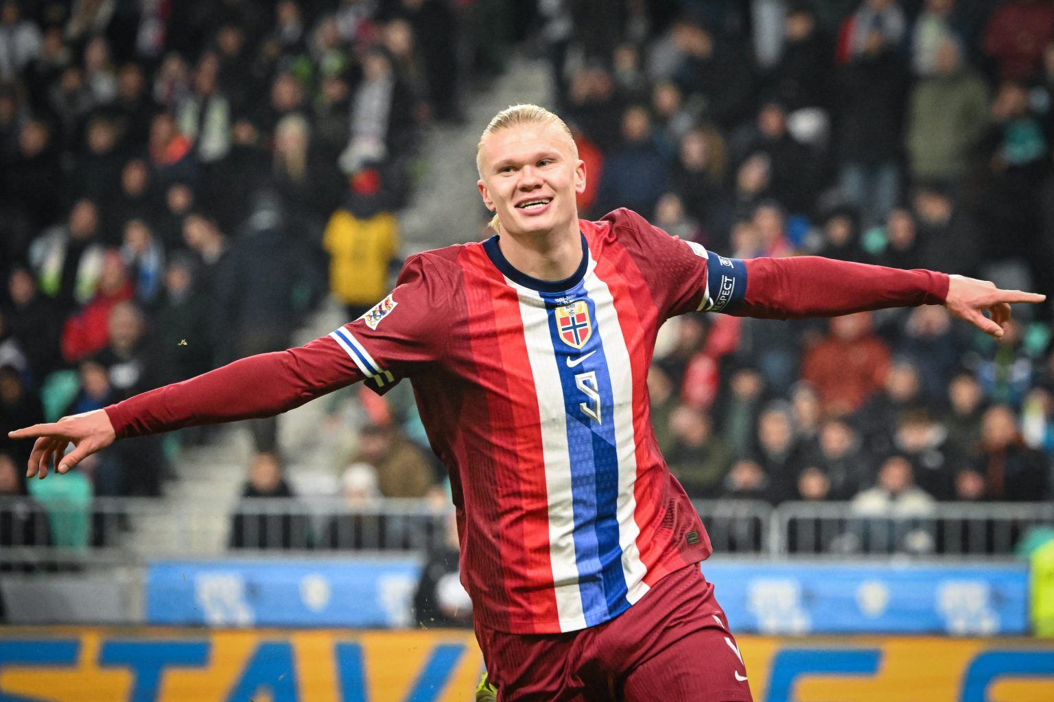 ‘We will see at the right moment’: Barcelona director outlines their Erling Haaland transfer plan