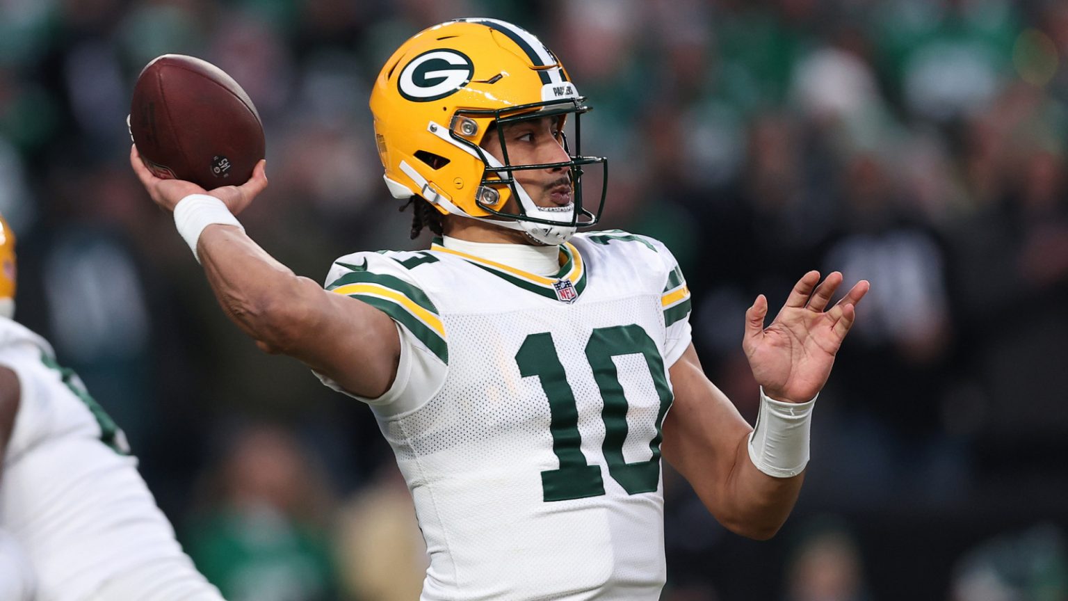 Watch: Packers QB Jordan Love throws two costly interceptions vs. Eagles 