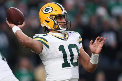 Watch: Packers QB Jordan Love throws two costly interceptions vs. Eagles 