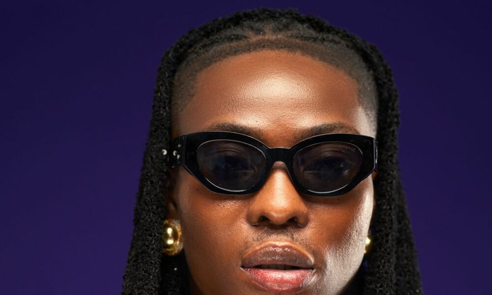 Reekado Banks Celebrates Independence in New Single “Solo”