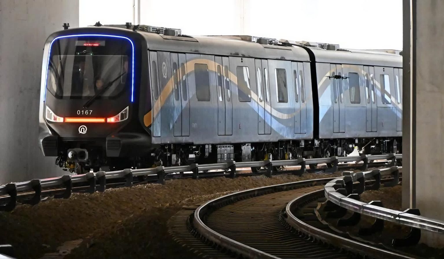 World’s first carbon fiber metro train hits the tracks in China