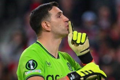 Emi Martinez opens up on ambitions to win a trophy with Aston Villa