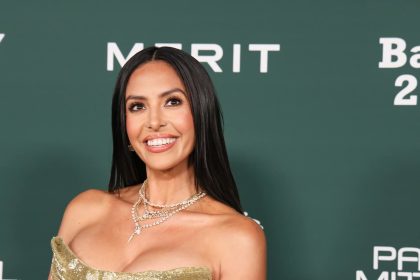 Vanessa Bryant Gifts Nike Shoes, More to LA Wildfire Victims at Dodger Stadium