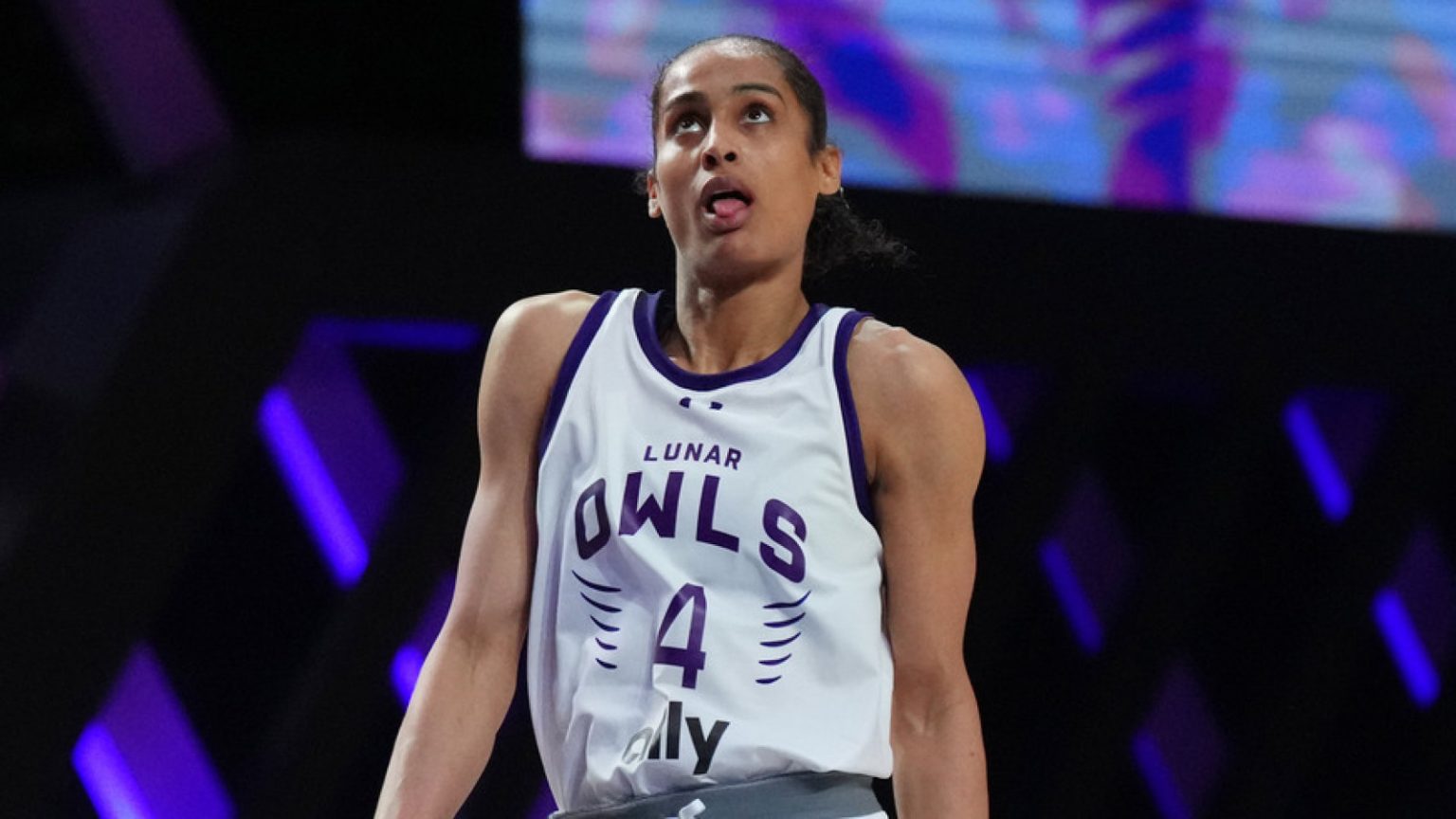 Watch: Skylar Diggins-Smith drains three as Lunar Owls win inaugural Unrivaled game