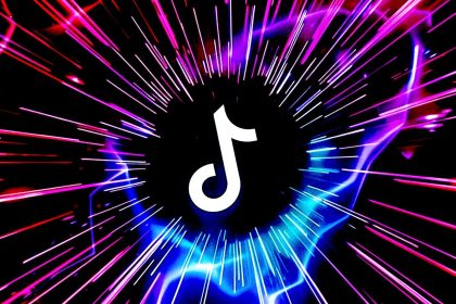 TikTok shuts down in the US as Trump throws the company a lifeline