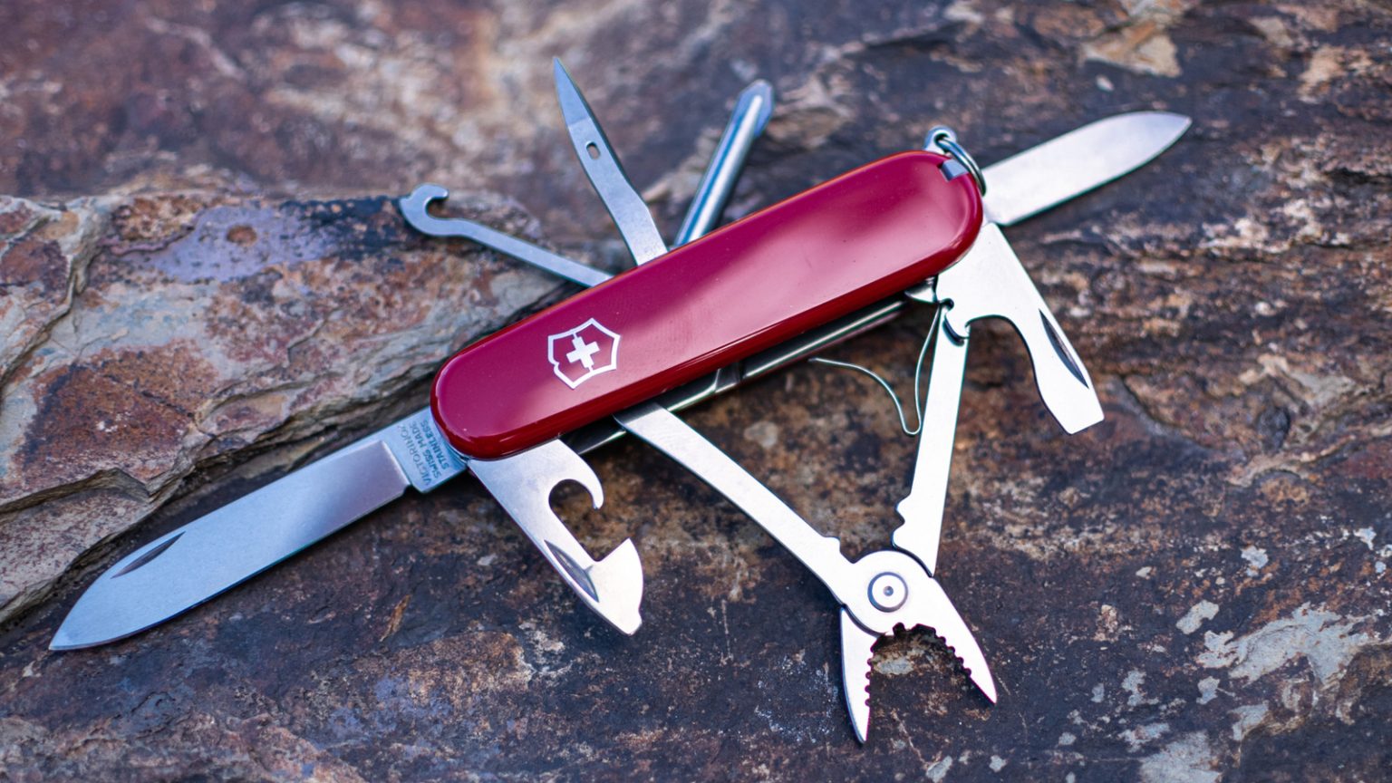 4 Alternative Uses For Your Swiss Army Knife’s Toothpick Slot