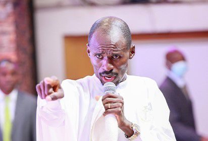 Pastor Ezekiel reacts after praise & worship man impregnates colleague [Video]