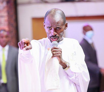 Pastor Ezekiel reacts after praise & worship man impregnates colleague [Video]