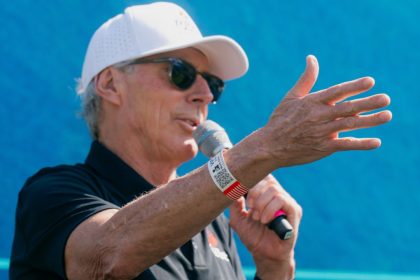 Leading in Kona, how does it feel? Triathlon legend Mark Allen on precious IRONMAN World Championship moments