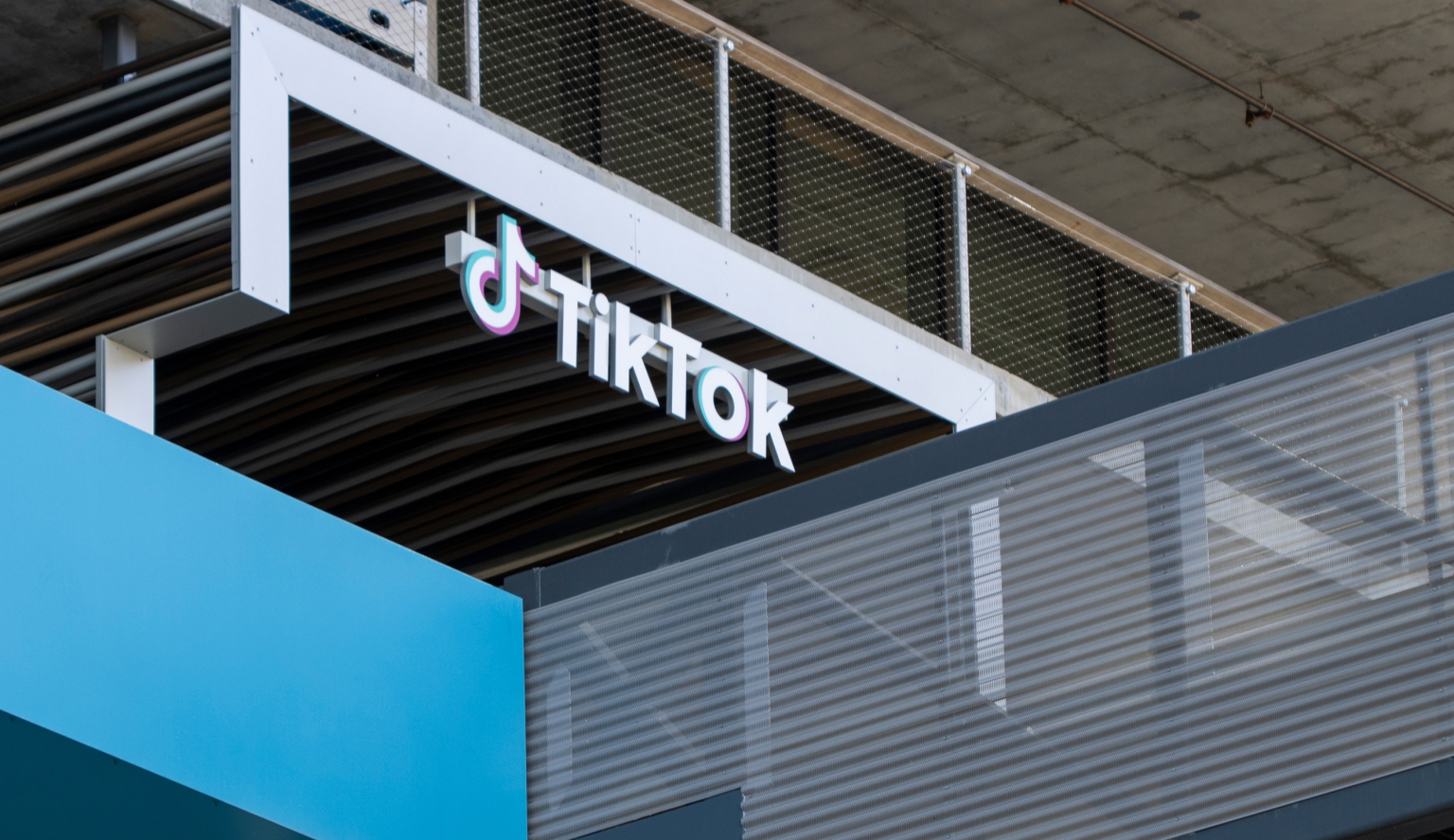 Biden administration said to seek ways to keep TikTok in US