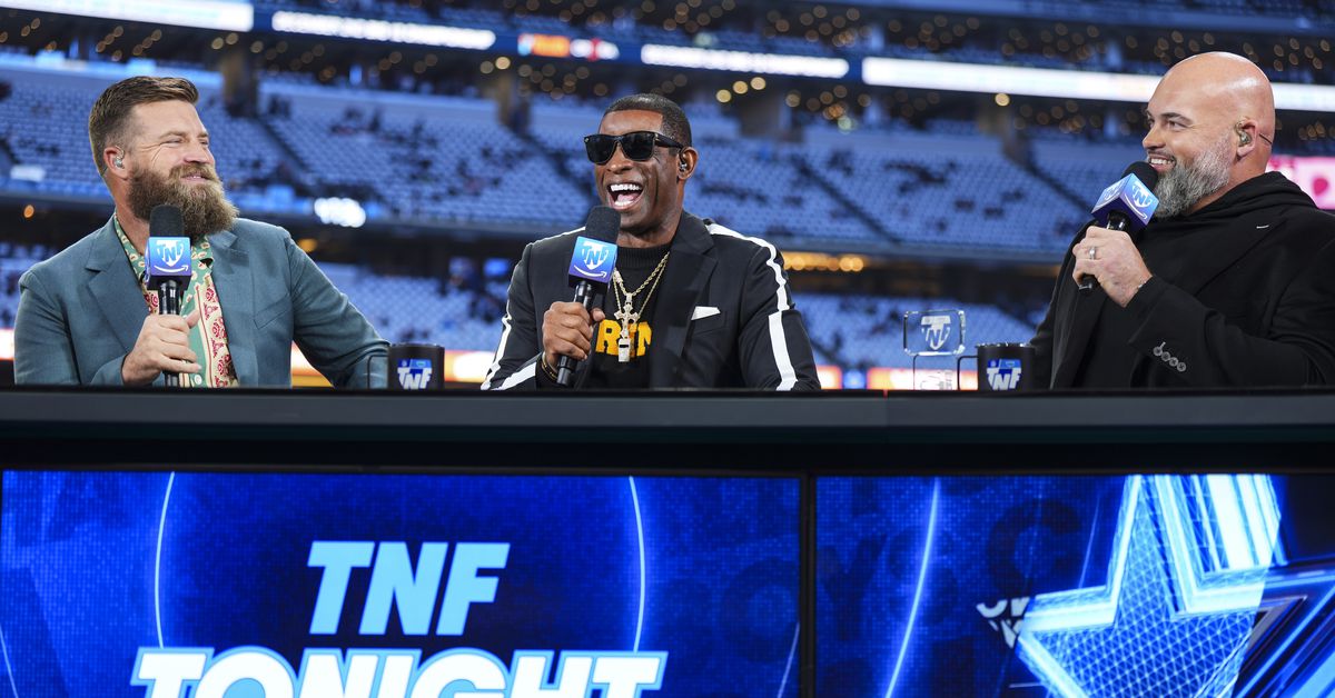 Cowboys hiring Deion Sanders could be a path to keeping Mike Zimmer