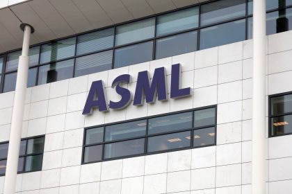 ASML stock falls as AI advances disrupt markets