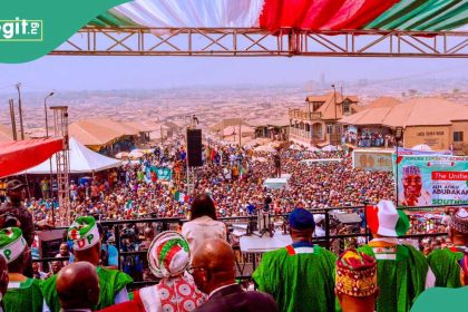 BREAKING: Tension as soldiers takeover PDP headquarters in Abuja, details emerge