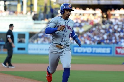 Mets Unveil Blue Alternate Road Uniforms for 2025 MLB Season in New Photos