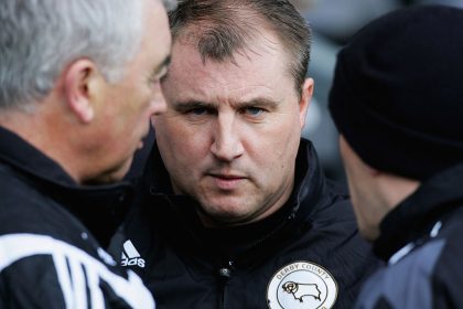 What is the lowest points total in Premier League history?