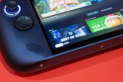 What handheld PCs should do to fight the Nintendo Switch 2