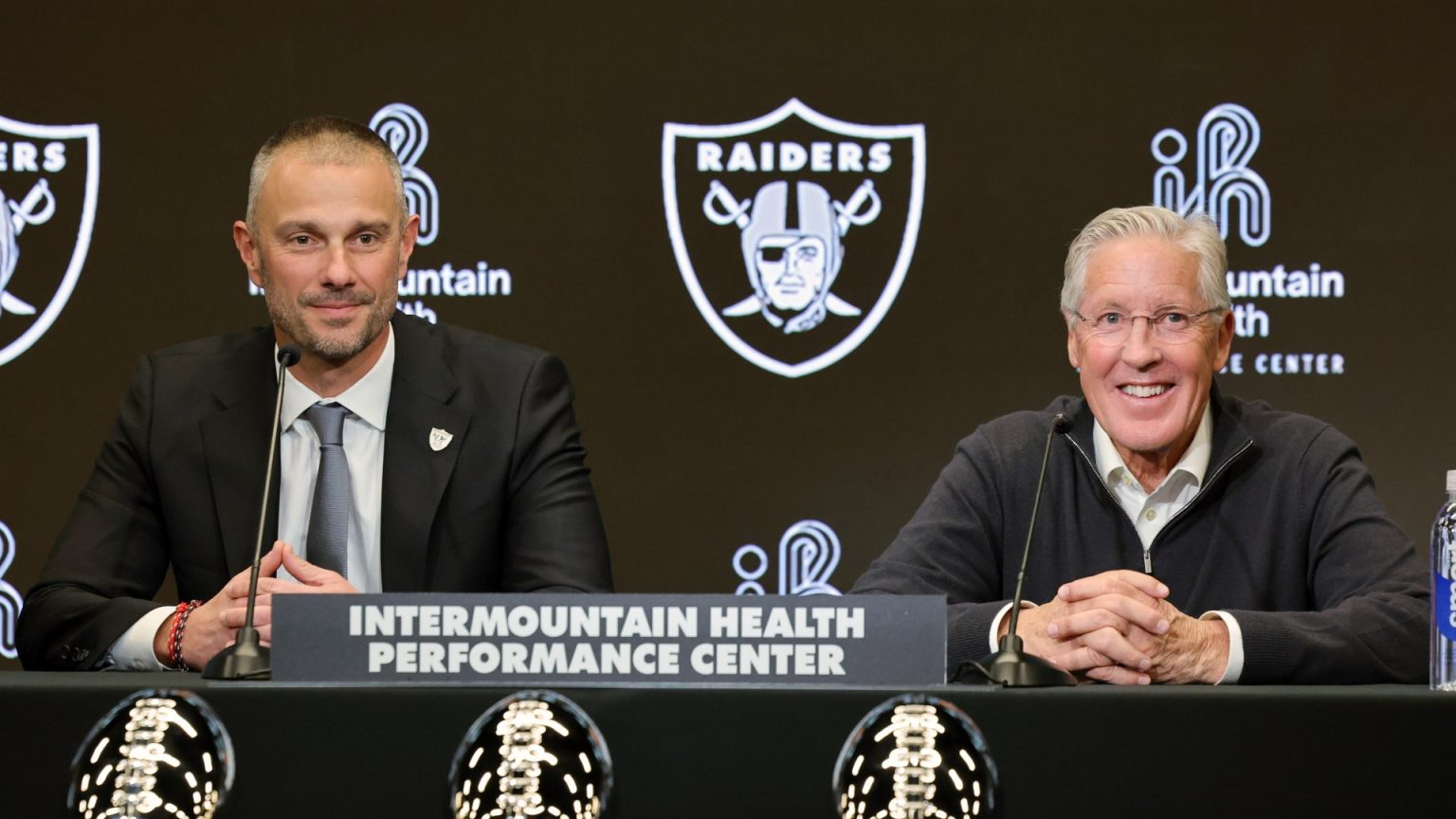 Pete Carroll’s introductory press conference interrupted by former player to shocking reaction