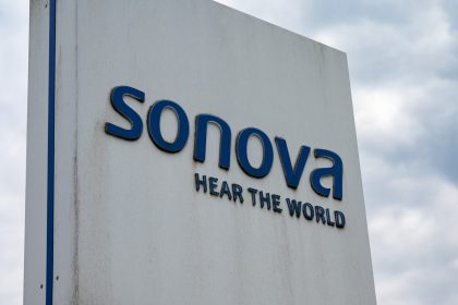 Swiss hearing aid maker sees stock surge on AI device