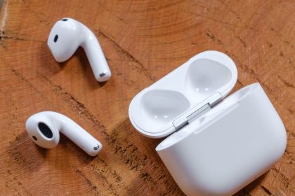 Now Apple tells us how to update AirPods