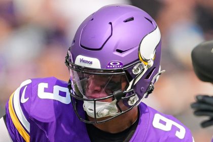 Vikings QB Goes Viral … for All the Right Reasons