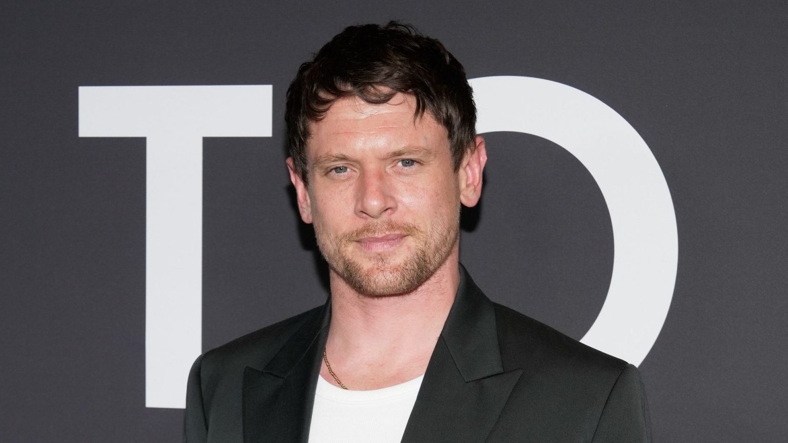Jack O’Connell’s life off-screen: from school sweetheart girlfriend to troubled youth