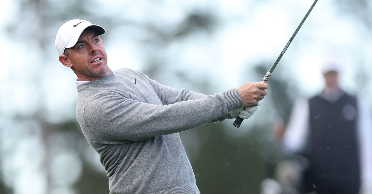 Rory McIlroy makes incredible, slam dunk ace during Round 1 of AT&T Pebble Beach Pro-Am