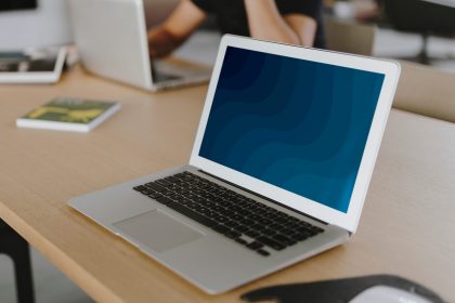 Chinese authorities issue notice to regulate online platform algorithms