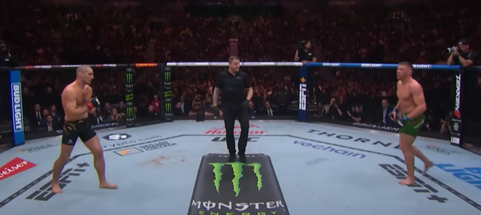 Watch: Free Fight — Dricus du Plessis vs. Sean Strickland