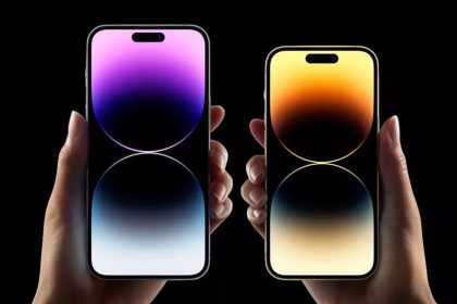 Apple reports record quarter despite iPhone sales dip