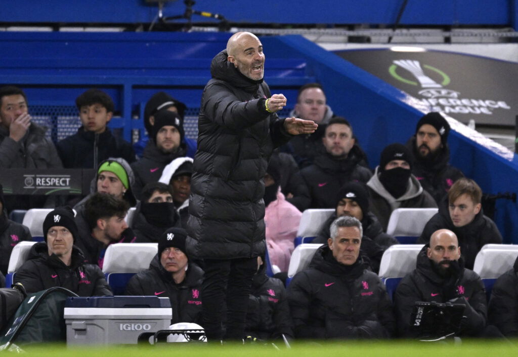 Chelsea considering late £70 million move for Man United star