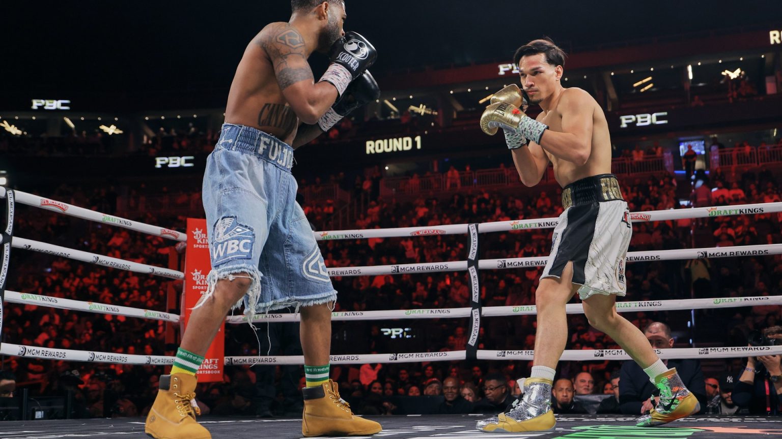 ‘Can’t be real’ – Boxing world champion mocked for bizarre ring outfit during title win