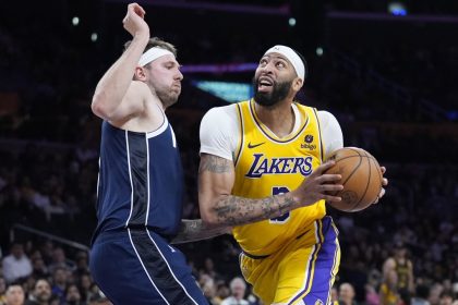 How can Davis win over Mavericks fans after stunning Luka trade?