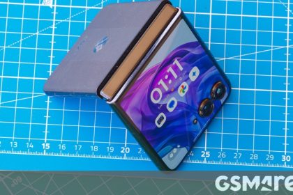 Motorola Razr Ultra 2025 runs Geekbench with a surprising chipset