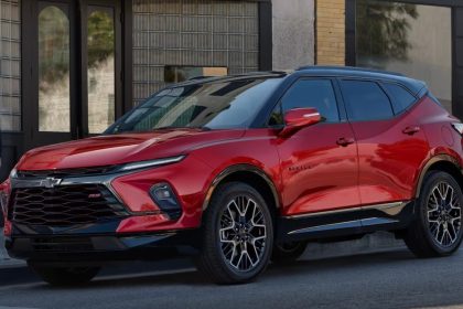 GM will reportedly stop making gas-powered Chevy Blazer